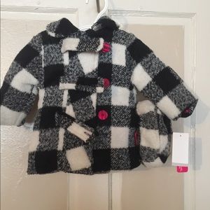 SOLD Penelope Mack 2pc Houndstooth coat and cap